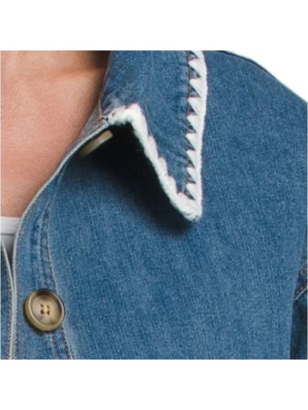CUPCAKES & CASHMERE Whipstitch Denim Jacket